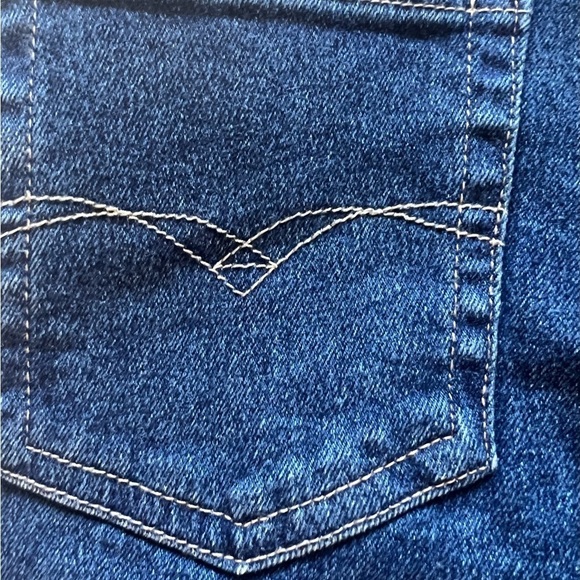 NWT Gloria Vanderbilt Amanda Original Jeans Tapered Leg Blue Size 8 Petite (D3) - Picture 10 of 10